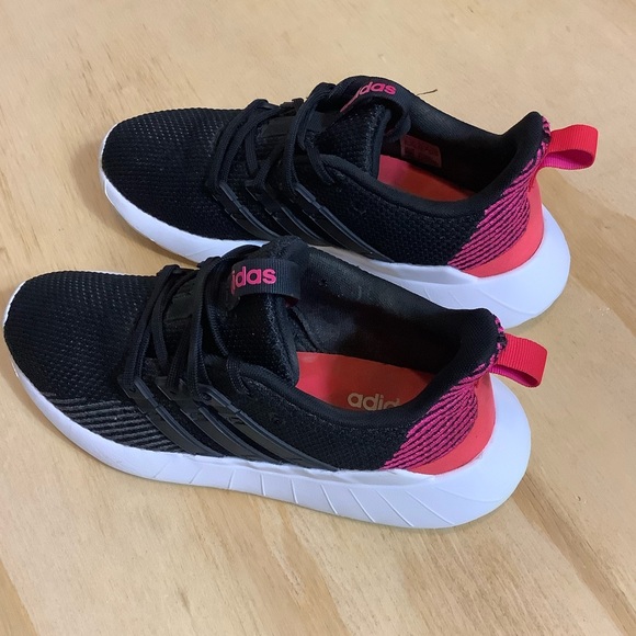 Adidas Womens Questar Flow F36257 Black Running Shoes Sneakers Size 8 - Picture 3 of 7